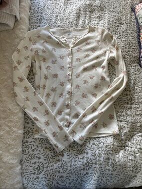 Brandy Melville Floral Eyelet Zelly Button Up